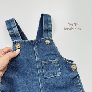 Quần yếm jean cho bé Batala Kids, QUẦN YẾM ĐÙI JEAN CÚC SƯỜN cho bé trai bé gái phong cách Hàn Quốc cho bé từ 10-25kg.