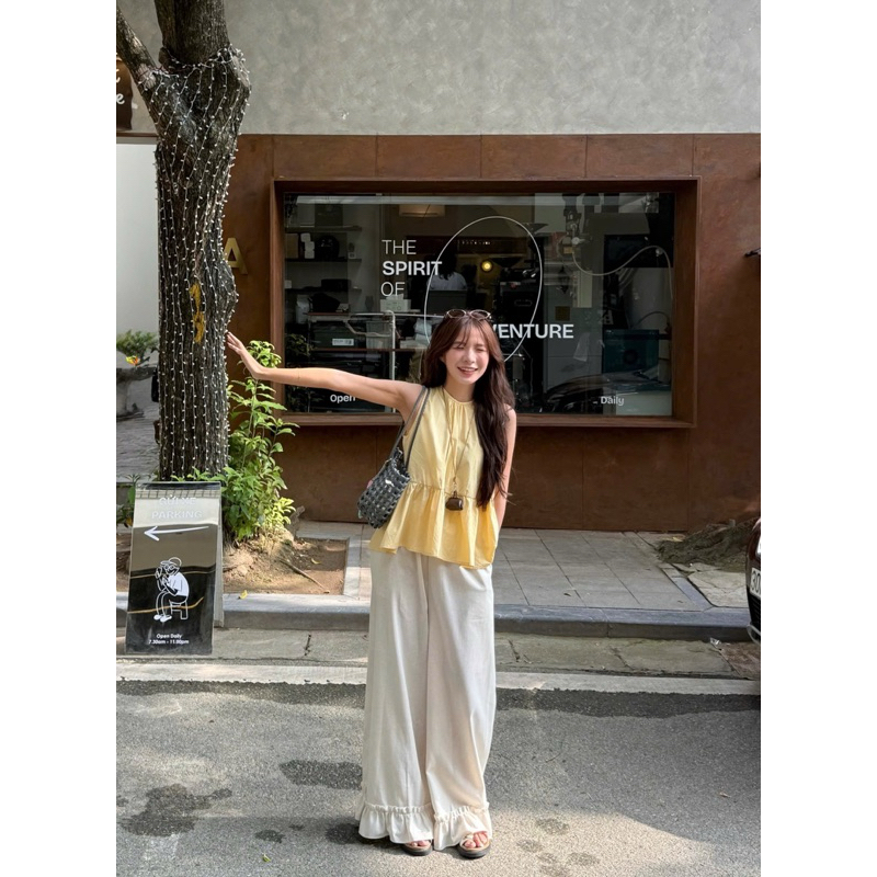 Quần THÔ LINEN SẦN màu BE ống rộng gấu bèo loe to cạp chun Quần NỮ the.sweaterweather TSW