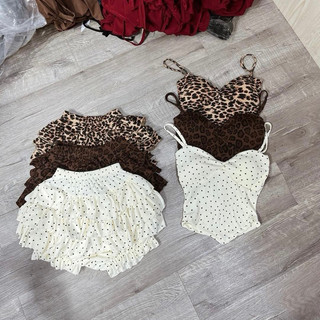 Sét 2 món áo cúp v lửng + chân váy bí tầng cute  ( video shop quay )