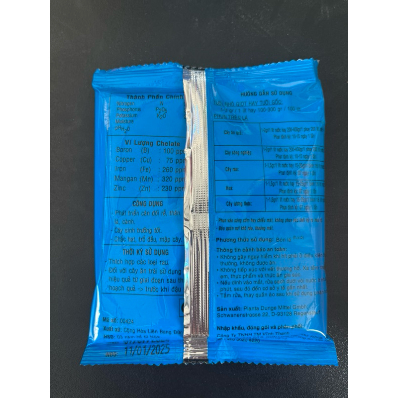Phân bón lá Nutri gold 20-20-20 VinhThanh(gói 100gr) Đẻ nhánh Đâm chồi Mập Thân Trái To Hạt chắc