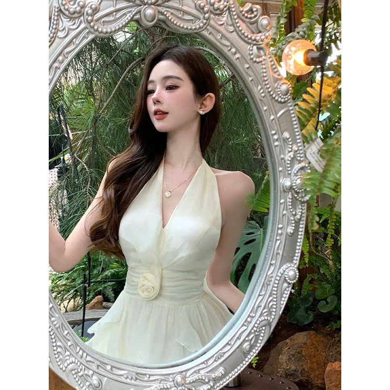 Đầm Voan Maxi Trắng Hở Lưng Nhún Eo – Nữ Tính, Bay Bổng, Sang Trọng