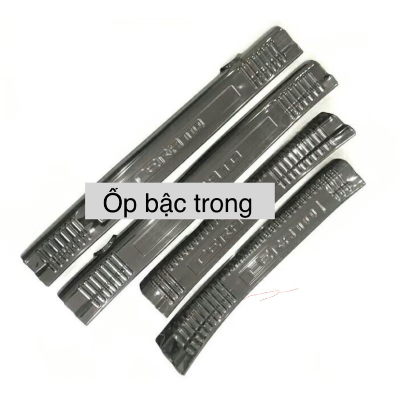 Ốp bậc cửa, nẹp bước chân xe KIA CERATO 2019-2021 vân Titan hàng cao cấp