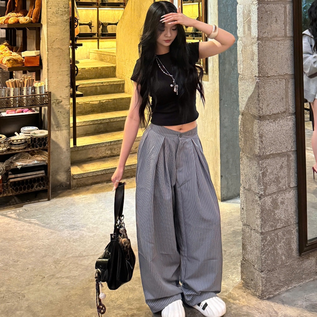 Quần Dài Kẻ Sọc Ống Rộng Outerity Striped / Form Rộng Unisex Mềm Mịn Thoáng Mát Nam Nữ | BigBuy360 - bigbuy360.vn