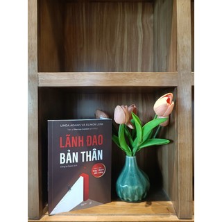 Sách Lãnh Đạo  BảnThân - Dám thay đổi dám thành công - Quảng Văn Books