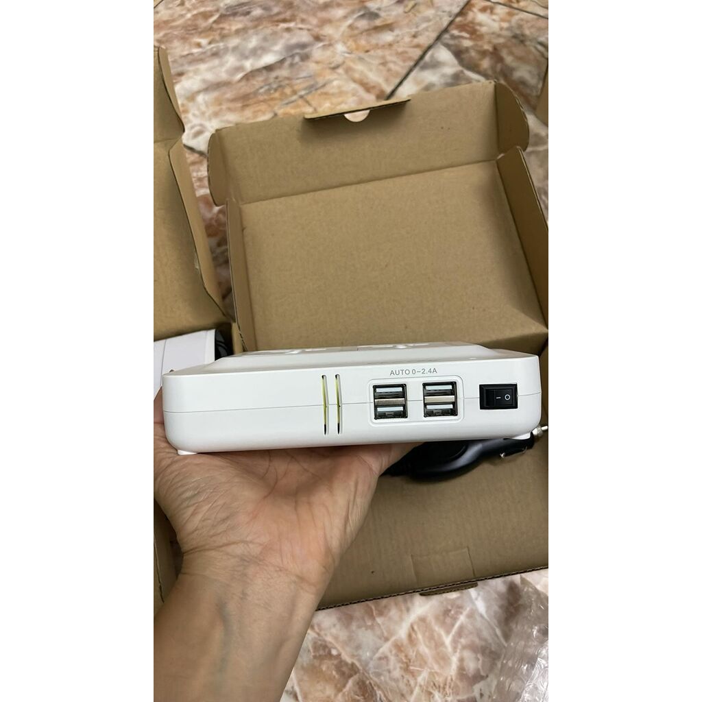 [ Cam kết chính hãng ] Ổ điện xe hơi 12V sang 220V hãng BESTEK MRI2013NU 200W Power Inverter ( Max 250w )