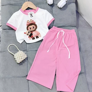 Bộ đồ bé gái in hình HOT TREND chất vải dày mịn thoáng mát được các bé yêu thích BGM32
