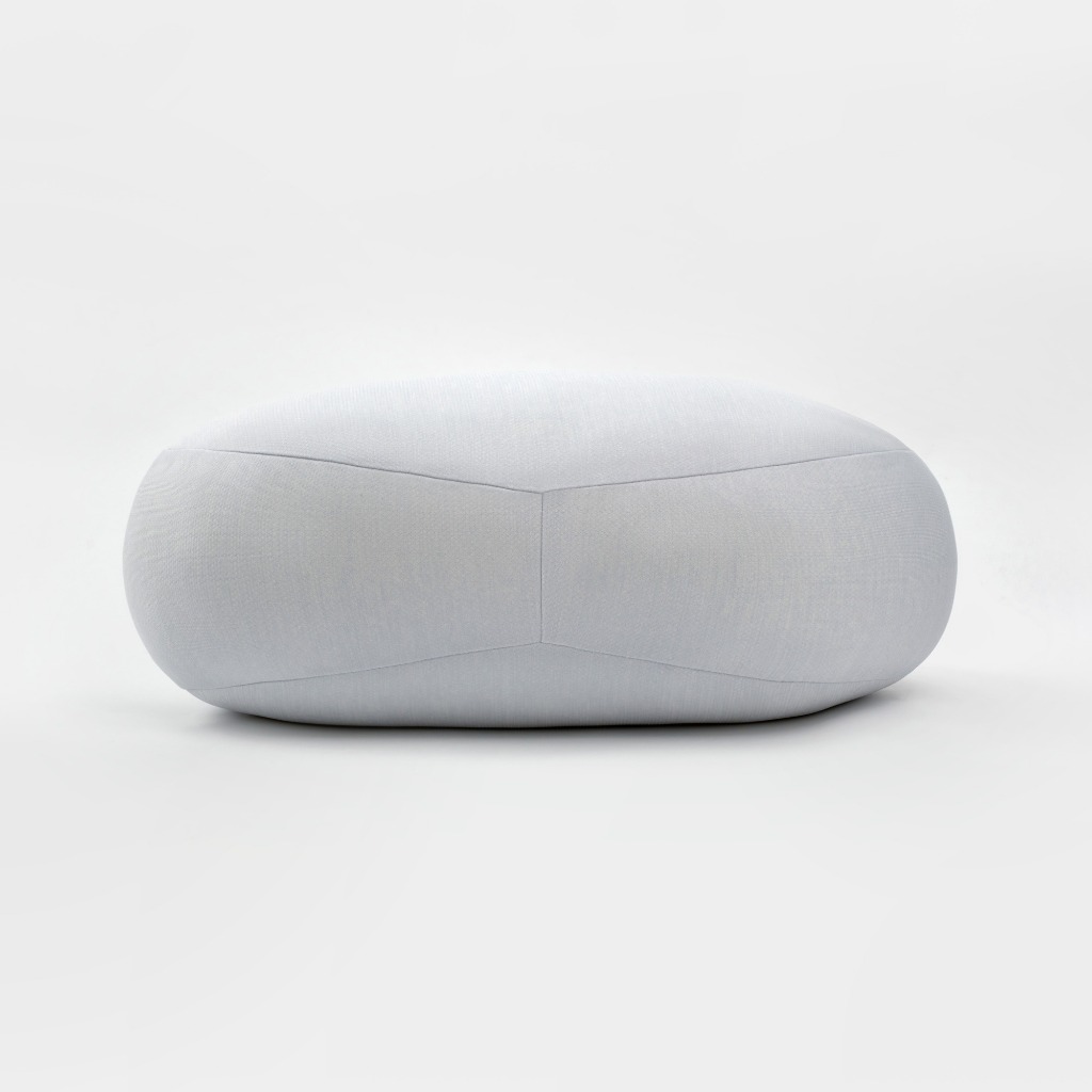 Ảnh Gối Làm Mát Tròn Và Dài MUJI 2
