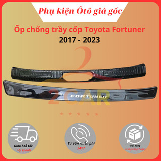 Ốp chống trầy cốp trong, ngoài Toyota Fortuner đời 2017-2025 chất liệu TITAN cao cấp