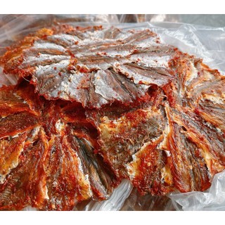 500Gram Khô cá đù xẻ không xương được ướp gia vị vừa ăn phù hợp làm quà biếu tặng người thân.
