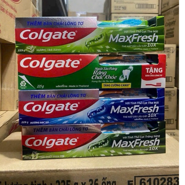 BKem đánh răng Colgate Maxfresh hương bạc hà 225gr tặng
