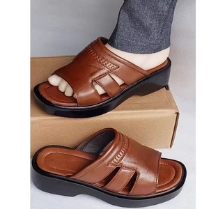 dép da bò trung tuổi chất đã bò xịn đế pu cao 4cm siêu nhẹ .