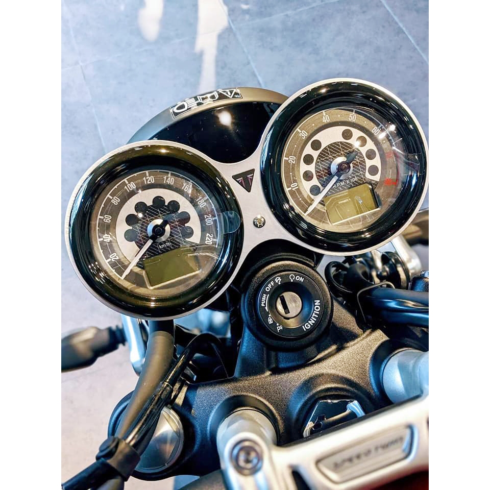 PPF Triumph Bonneville T100 T120.... UPPF dán bảo vệ mặt đồng hồ xe , xước tự phục hồi vết xước dâm