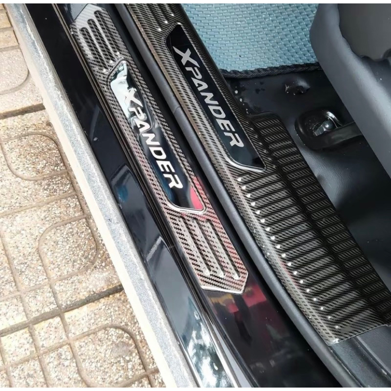 Ốp bậc cửa, nẹp bước chân xe Xpander, Xpander cross 2018-2026 Vân Carbon cao cấp