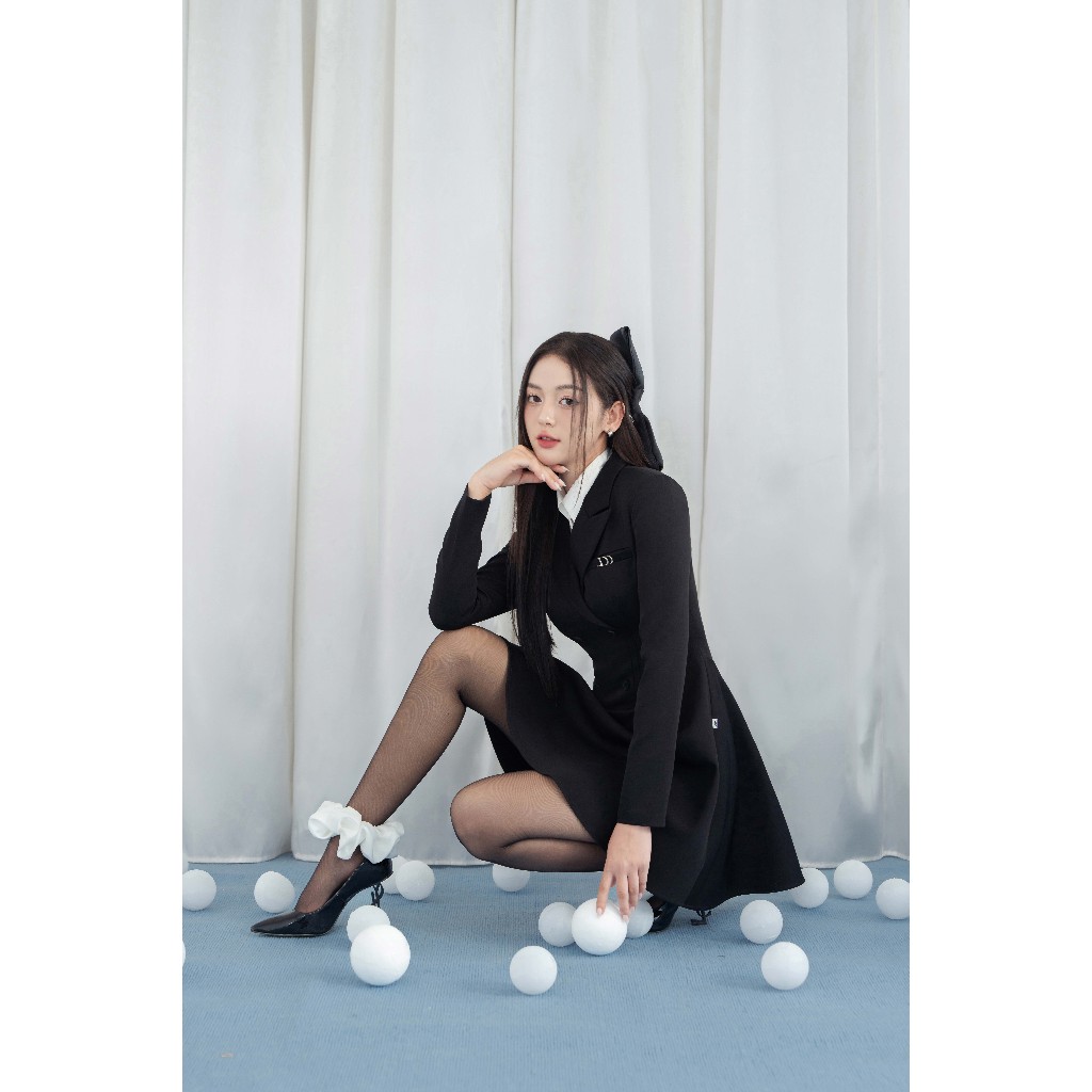 Ảnh Đầm cổ vest phối cổ chân đổ xòe 1F12.2409K thiế kế bởi JM Dress Design 3