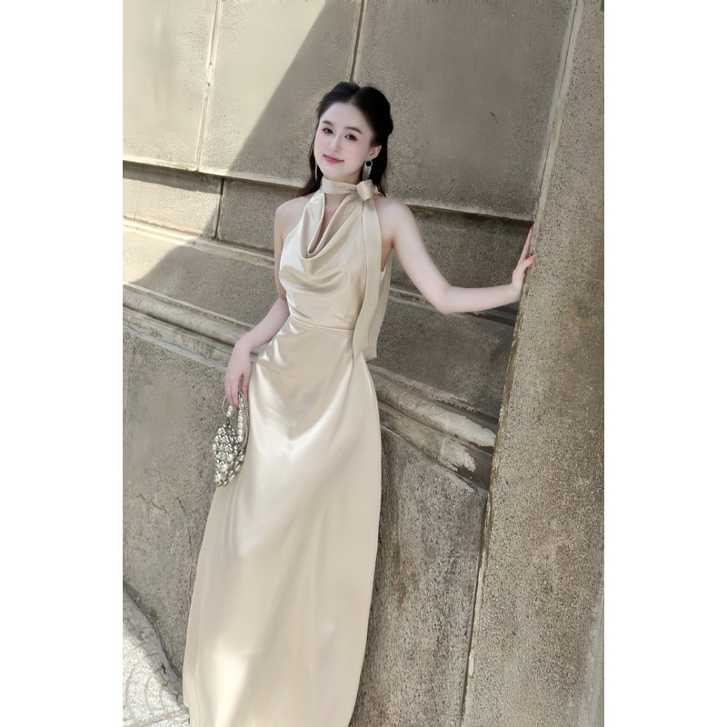 ( KÈM DÂY CỘT DÀI) -Váy Lụa Dự Tiệc Cổ ĐỖ  Kín Lưng DÁNG DÀI Chất Lụa Mềm Mịn Sang Trọng Phong Cách Sang Trọng Nhẹ Nhàng