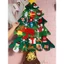 Cây Thông Noel Vải Nỉ Treo Tường Dán Kinh 32 Chi Tiết Cho Bé Tự Trang Trí Size To Kèm Đèn Led BỐ KHỦNG LONG
