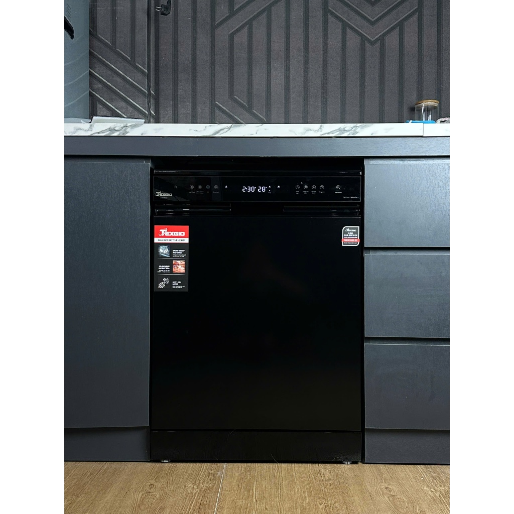 Máy rửa bát Texgio TGF8817B (17 bộ) - Diệt khuẩn UV, Tự Động Hé Cửa, Sấy khí nóng PTC, Chọn Giàn, Bảo Quản Khí Tươi 72h | BigBuy360 - bigbuy360.vn