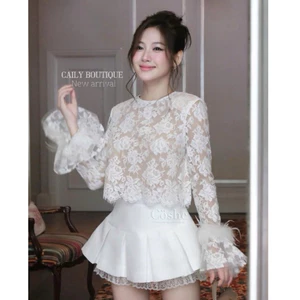 “Lace Set” Set áo ren cổ tròn tay dài loe phối lông vũ cao cấp kèm chân váy xếp ly ngắn xoè viền ren | MIU.STUDIO