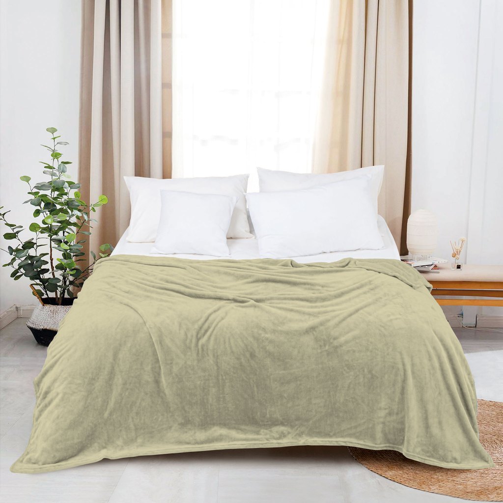 Ảnh Chăn nỉ Akemi Colourlush Flannel Blanket 150x200cm, 1 cái 4