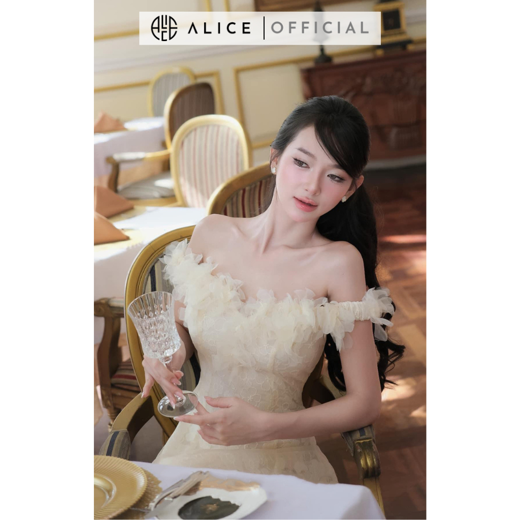 Váy Ren Tiểu Thư Trễ Vai Đính Hoa Nổi Phối Lưới Xòe Bồng ALICE Phong Cách Điệu Đà, Nhẹ Nhàng V1244