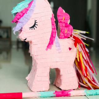[TẶNG GẬY ĐẬP] Pinata Sinh Nhật Pony Dễ Thương – Trang Trí & Trò Chơi Đập Kẹo Cho Bé Trai Bé Gái