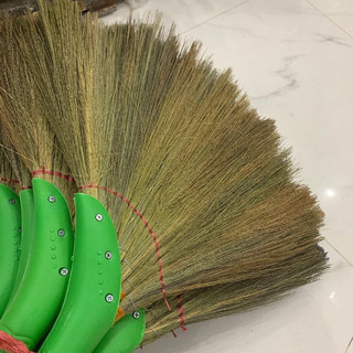 Chổi Chít Cán Nhựa Lưỡi Chít Dày Dặn , Sản Xuất Tỉ Mỉ Từng Cái Sử Dụng Cực Bền Cán Nhựa Cầm Quét Cực Thích