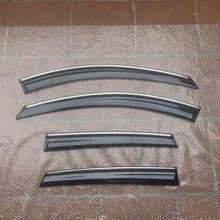 Vè Che Mưa Chevrolet Captiva 2006-2018 Có Viền Chị Mạ Inox Đẹp Hàng Loại Dày Cao Cấp