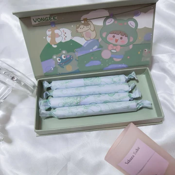 (SALE) VONGEE Set son kem lì mịn môi hình kẹo xinh xắn nội địa trung