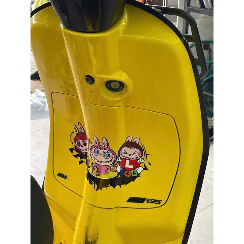 Tem Vespa labubu đẹp