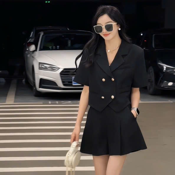 Set Thiết Kế Bigsize Nữ,Set Croptop Quần Ngắn Nữ Vải Cotton Lên Phom Sang Chảnh SET847