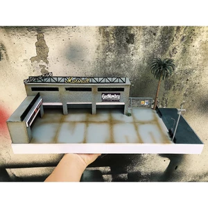 Sa bàn bãi đậu xe monkey garage 1/64
