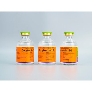 Thuốc thú y Oxytocin Interchemie Hà Lan thúc đẻ nhanh, kích tiết sữa trên chó mèo gia súc gia cầm