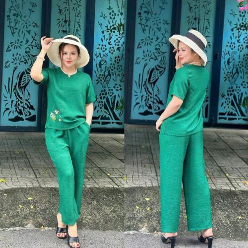 Đồ Bộ trung niên, Đồ bộ cho mẹ, Áo cổ tròn, Áo tay ngắn,quần chín tấc cho các mẹ vải đũi mát mẻ HAN.T Shop Ms 45