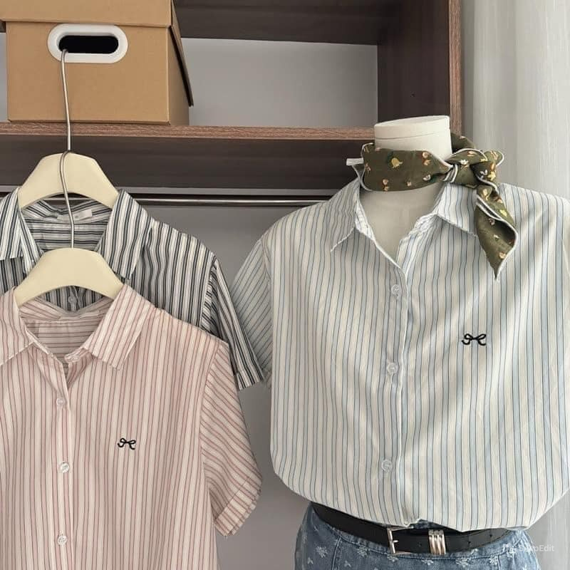 Áo sơ mi nữ ngắn tay kẻ sọc chất liệu cao cấp thoáng mát mặc mùa hè Jumito, áo croptop họa tiết nơ dễ thương HCOM2677
