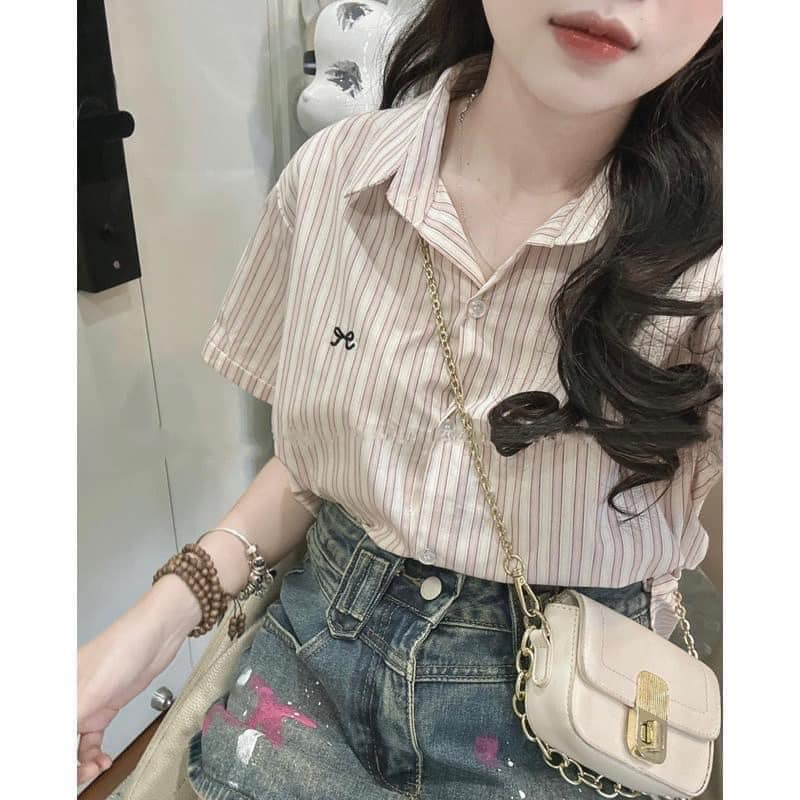 Áo sơ mi nữ ngắn tay kẻ sọc chất liệu cao cấp thoáng mát mặc mùa hè Jumito, áo croptop họa tiết nơ dễ thương HCOM2677