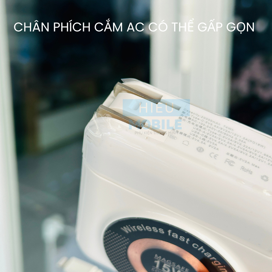Pin sạc dự phòng có phích cắm AC kèm 2 dây cáp và sạc không dây 15W dung lượng 20.000mAh