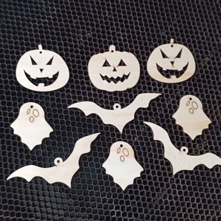 Combo 100 Hình Gỗ Quả Bi Ngô Halloween - Cánh Dơi Halloween - Con Mamen Halloween - Gửi Lộn Xộn