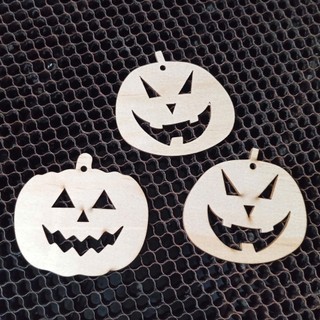 Combo 100 Hình Gỗ Quả Bi Ngô Halloween - Cánh Dơi Halloween - Con Mamen Halloween - Gửi Lộn Xộn