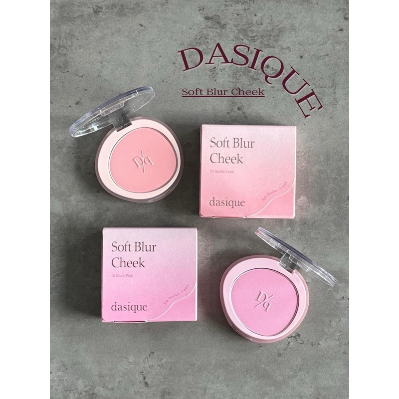 Má hồng Dasique Soft Blur Cheek-chất phấn mịn lỳ, ko rơi rớt.