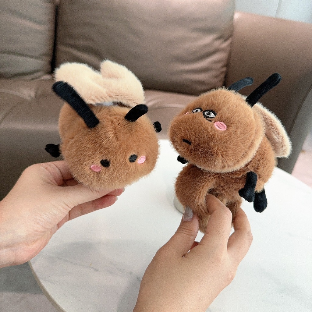 Gấu Bông TIểu Cường Đeo Tay Vòng Tay Gấu Bông Gián Tiểu Cường Vô Tri [ Kéo Vẫy Cánh,Có Mùi Thơm ]
