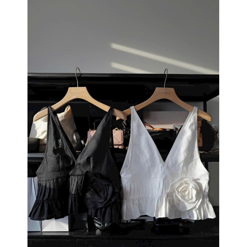 [Mya house] Áo linen sát nách cổ V hoa eo ORCHID TOP