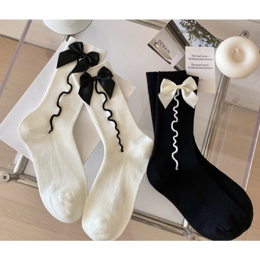 Vớ Tất nữ thêu nổi hình Nơ lớn cao cổ siêu dễ thương, xinh xắn