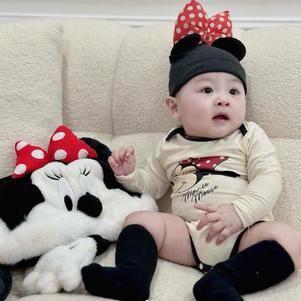 (HÀNG CÓ SẴN) Set cover Mickey vs Minie kèm mũ, tặng tất màu Cover ikii Hàn Quốc cho bé trai , bé gái, sơ sinh