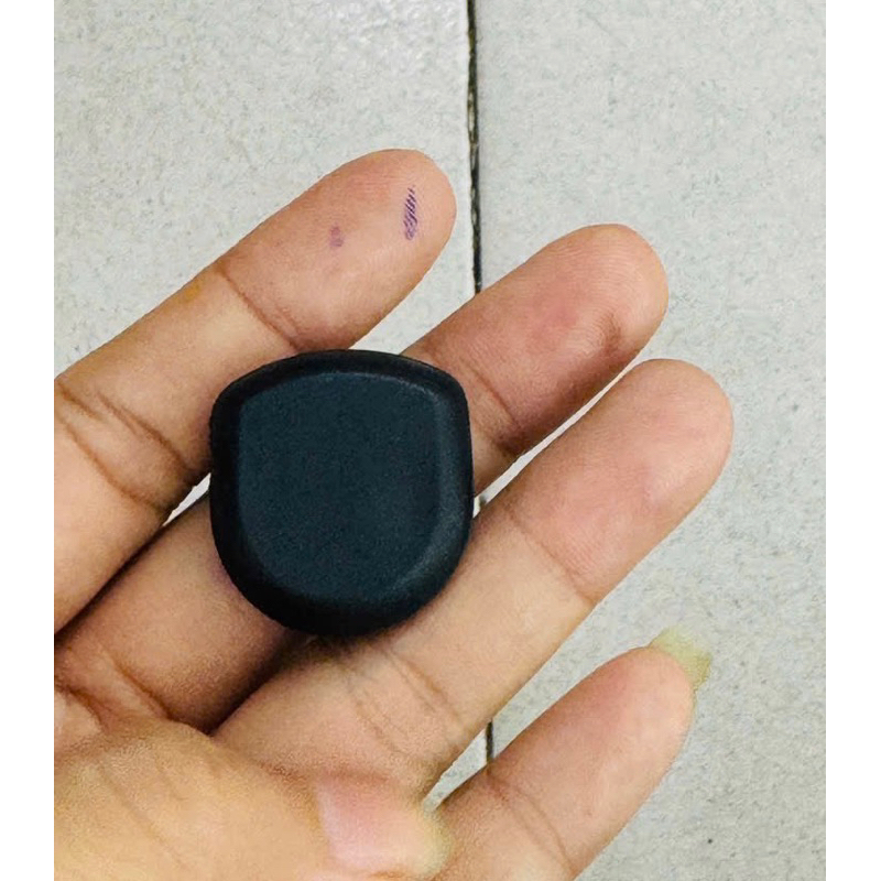 Nắp che lỗ kính sh mode cao su 2013- 2025 (1 cái )