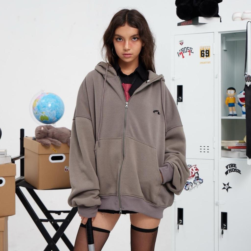 RUFFLE HOODIE ZIP - Áo khoác thêu xù khoá kéo 2 đầu (Có túi trong) Whose Studio | BigBuy360 - bigbuy360.vn