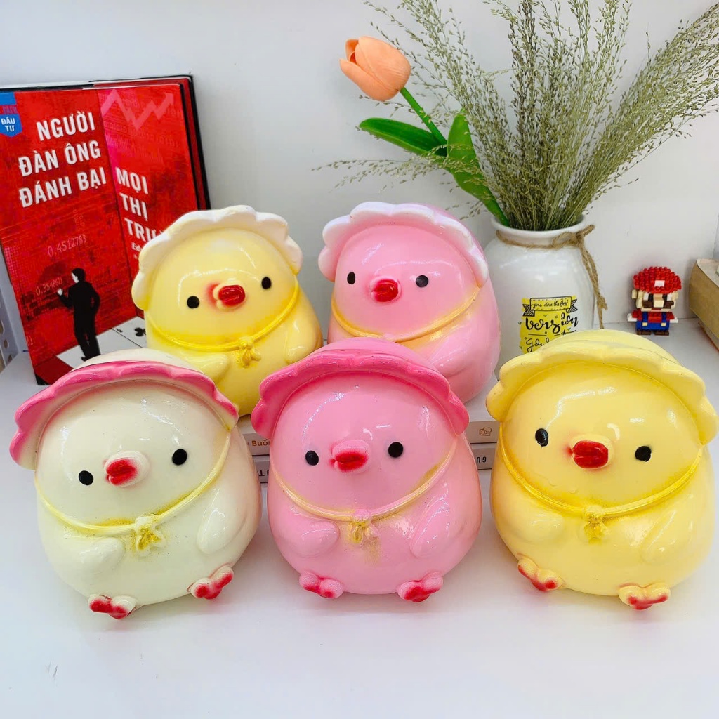 Heo Đất Tiết Kiệm Gà Con Đội Mũ Nhỏ-lợn đất tiết kiệm lỗ tròn- ống heo tiết kiệm quà tặng