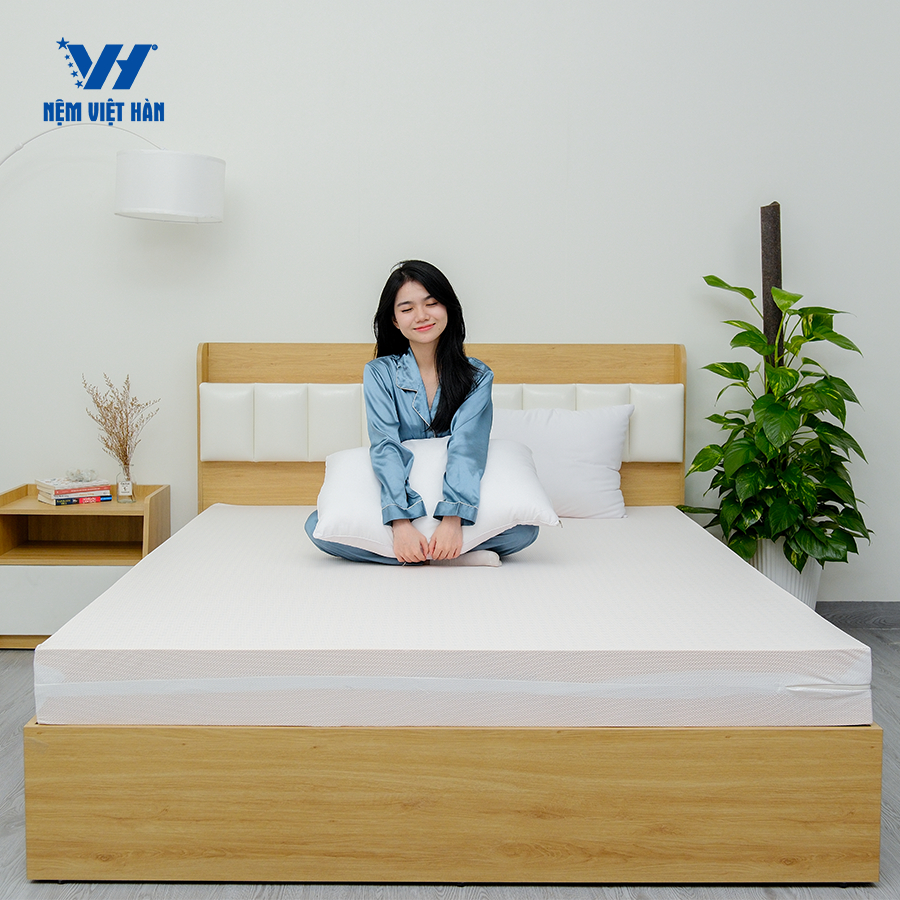 Ảnh Nệm cao su thiên nhiên nguyên khối Việt Hàn Luxury - Đàn Hồi, Êm Ái - Bảo hành 15 Năm 2