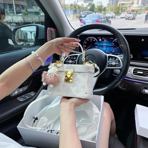 Túi dáng cốp siêu xinh TẶNG MÓC GẤU treo logo dập nổi sang chảnh