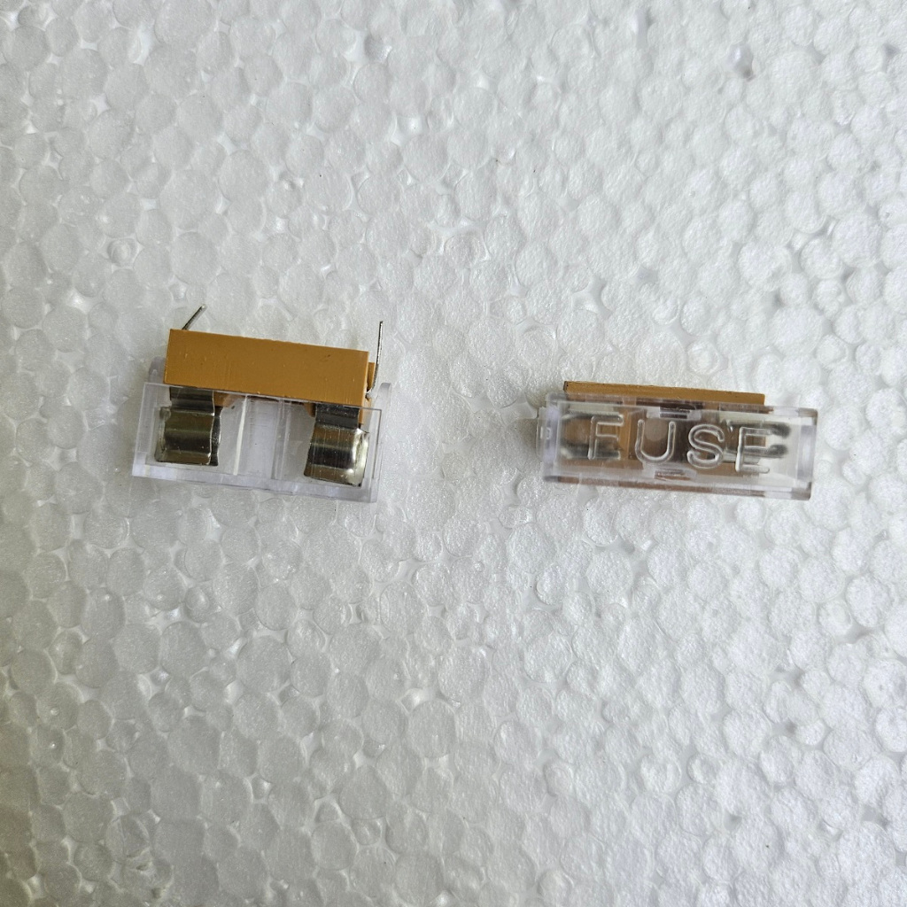 Hộp bảo vệ cầu chì ống Thủy Tinh Cầu Chì sứ đế cầu chì có nắp 6A 5x20mm 5*20mm có chân hàn mạch