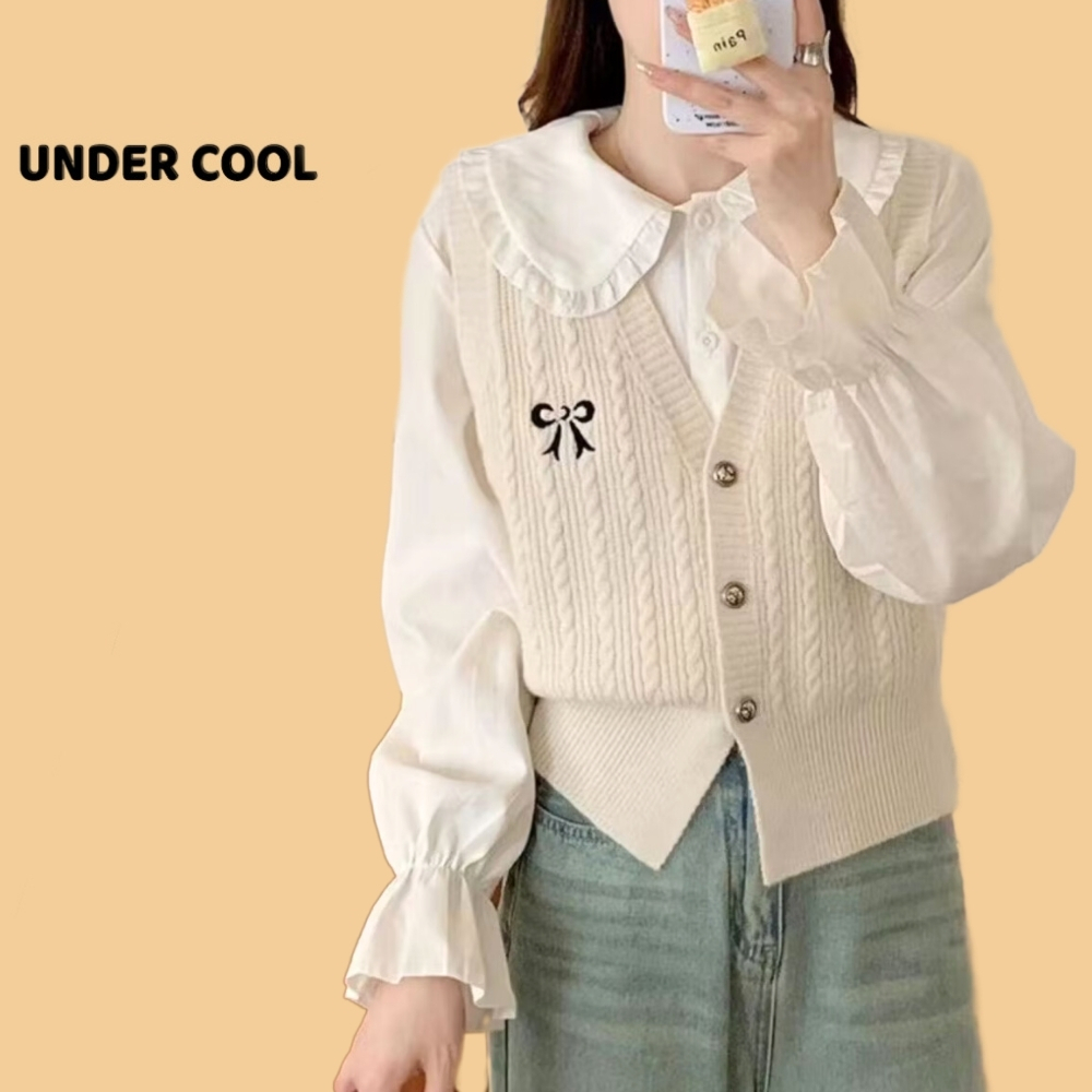 Áo Gile Thêu Nơ Ngực Cổ V UNDERCOOL, Áo Len Dệt Kim Dáng Ngắn Phối Cài Khuy Vặn Thừng Màu Trơn ABL30